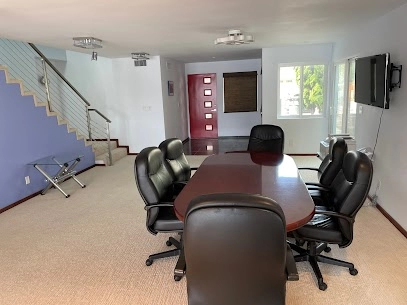 Employment Lawyer Deposition Table